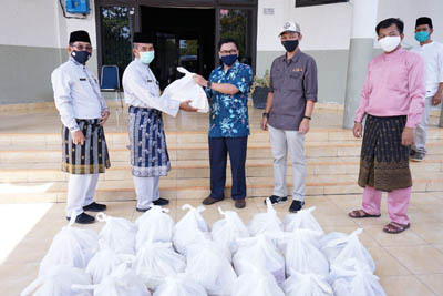 Pemkab Siak Terima Bantuan Paket Sembako dari Karyawan PT BOB 